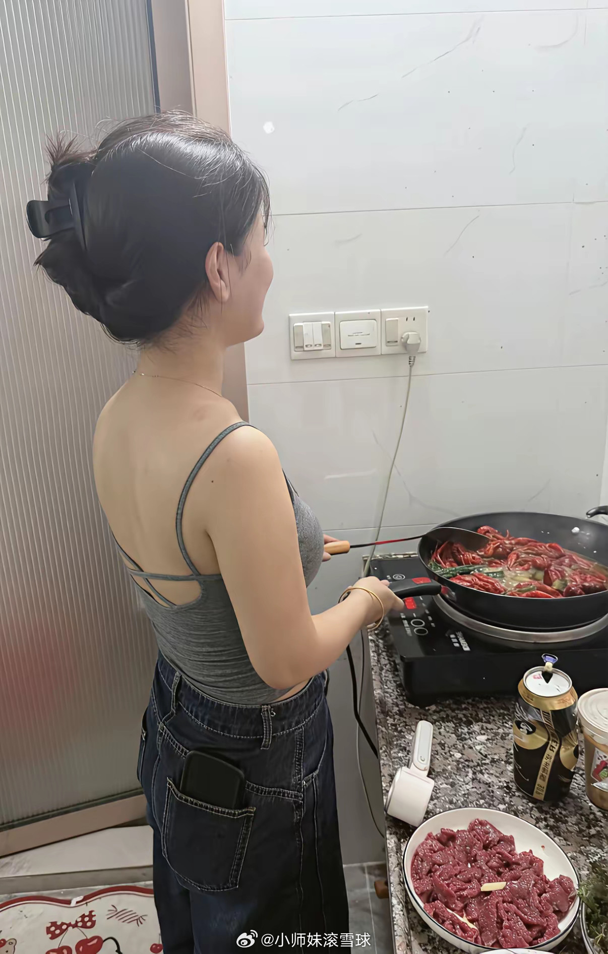 嫁给她，她做大餐龙虾给你吃！
