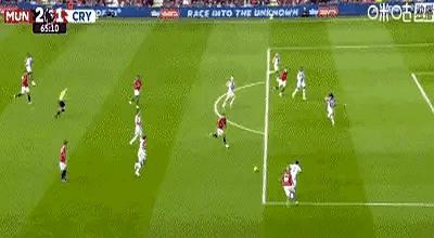 毁掉一个顶级杀手，只需要一套傲慢的战术。英超第28轮，曼联逆转水晶宫。B费