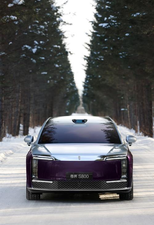 真的是毋庸置疑！孙少军十分肯定地说“从今天来看，华为手上握着两张牌是很好打的，一