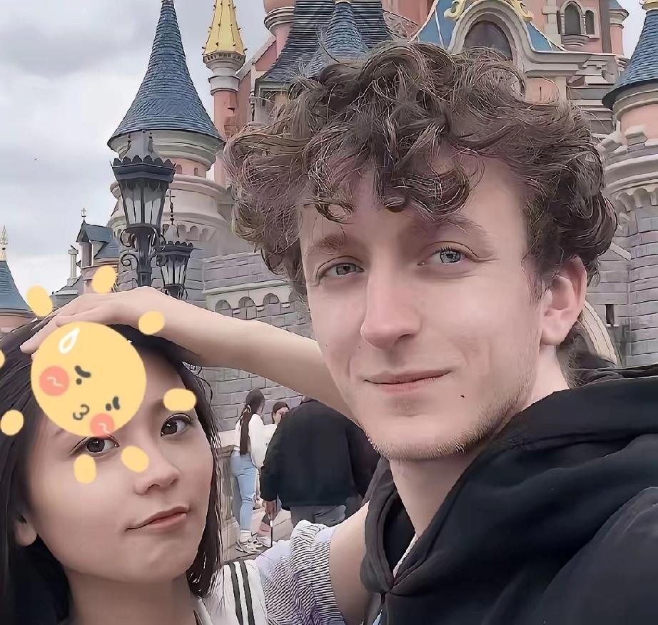 刷到一个事，气得我饭都吃不下，这和牢a说的一模一样啊！一个江西老表家的闺女，爸