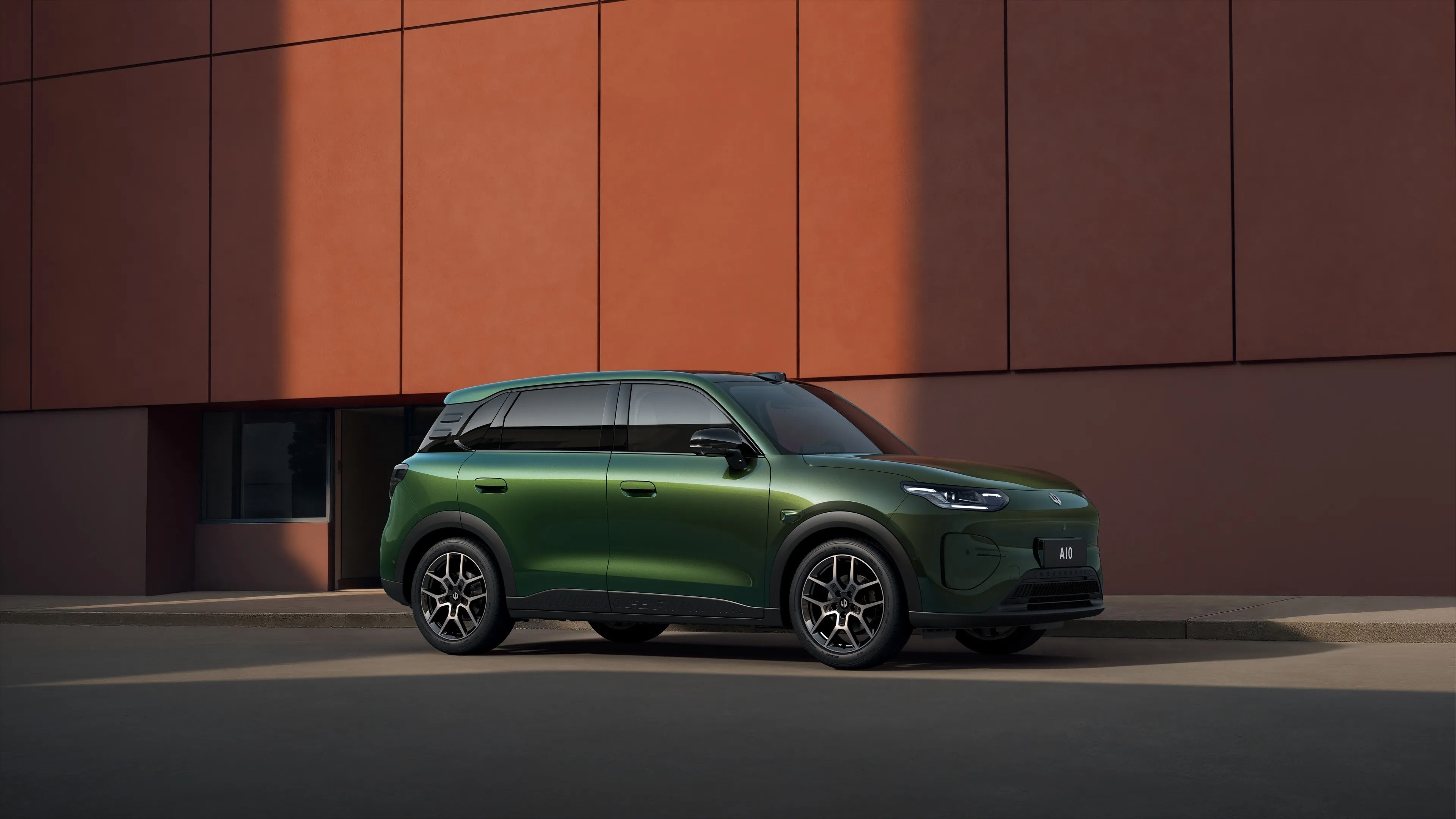 零跑汽车实现年度盈利，成理想汽车后第二个年度盈利新势力3月16日，零跑汽车发布的