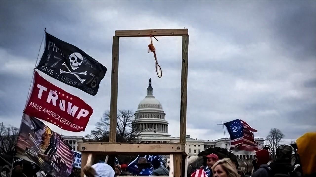 前苏联的错误绝不能再犯！中美对抗越激烈，中国就更需咬死这一点美苏冷战的硝烟虽