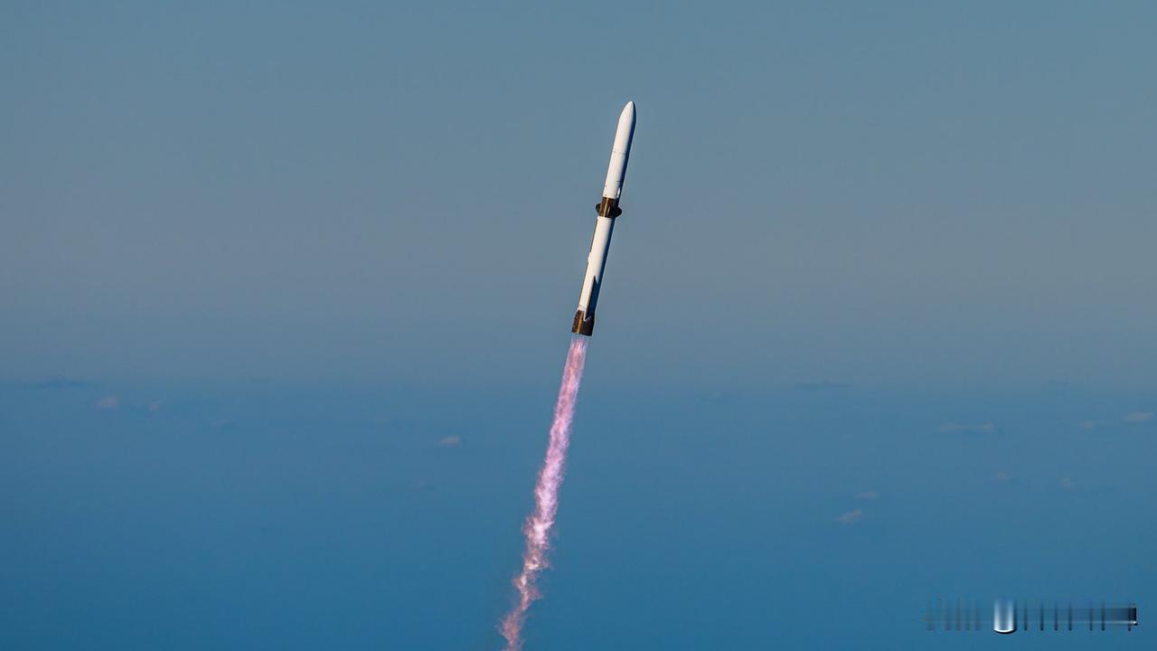 美媒：巨型蓝鸟7号手机卫星将在蓝色起源发射失败后脱离轨道。网友：但显然，正确