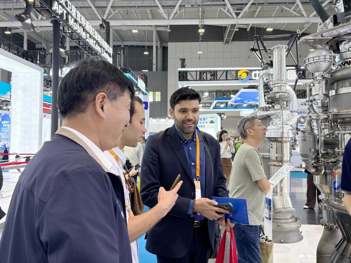 天回航天发布150吨级液氧甲烷发动机“红龙二号”11月14日，在深圳举办的第二