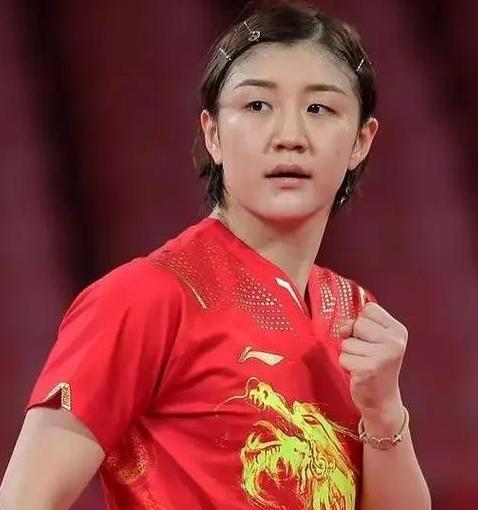 陈梦加盟黄晓明公司，文体跨界合作引关注！2025年10月6日，
