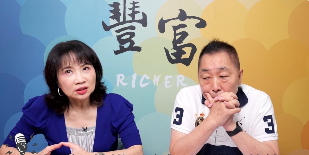 有意思！唐湘龙和陈凤馨今天也回答头条今日话题！陈凤馨的观点：台湾民众接受