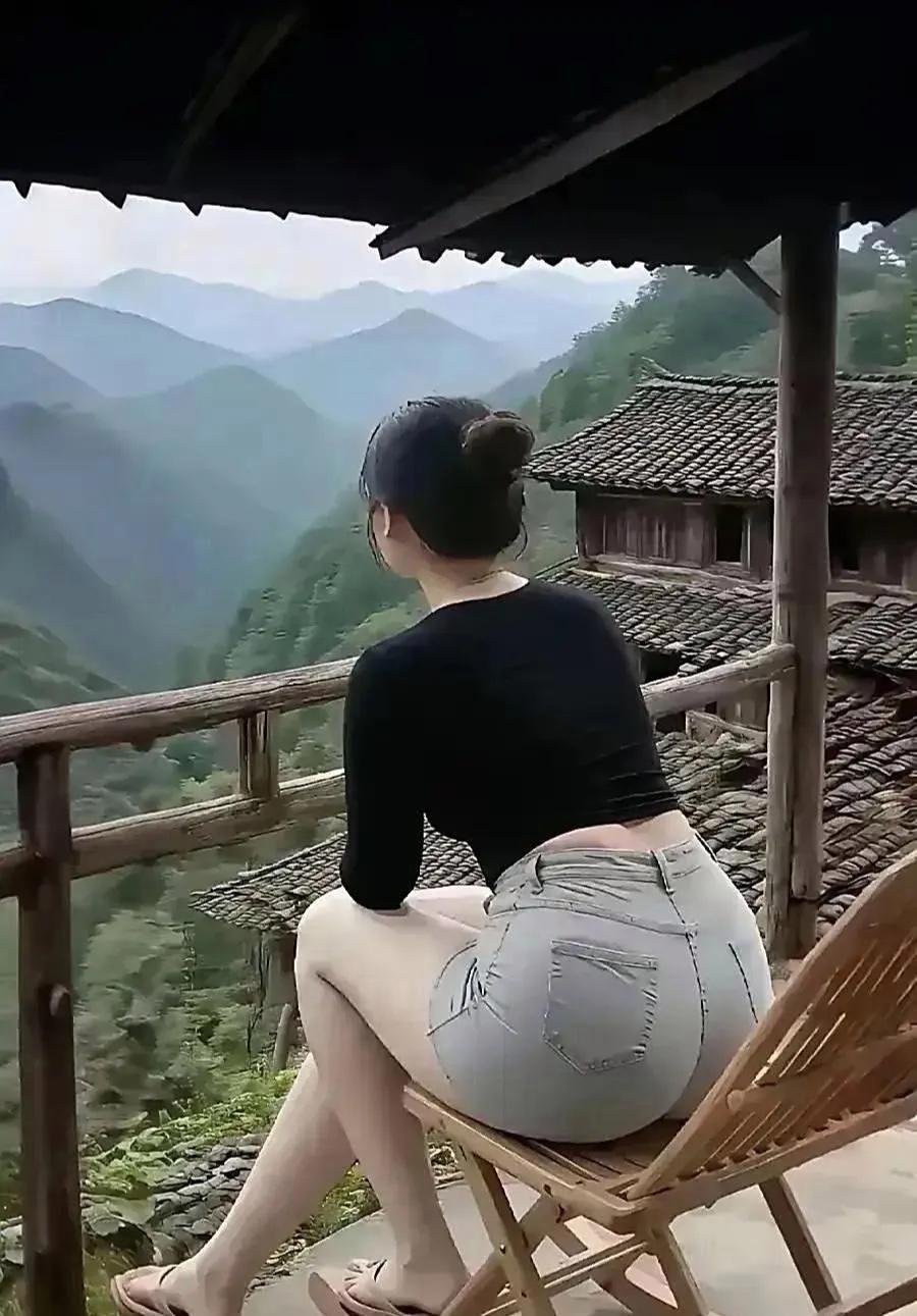 过去的这个新年，看到了某些人的“双标”，让人厌恶至极！真是装过屎的大肠，你吃得