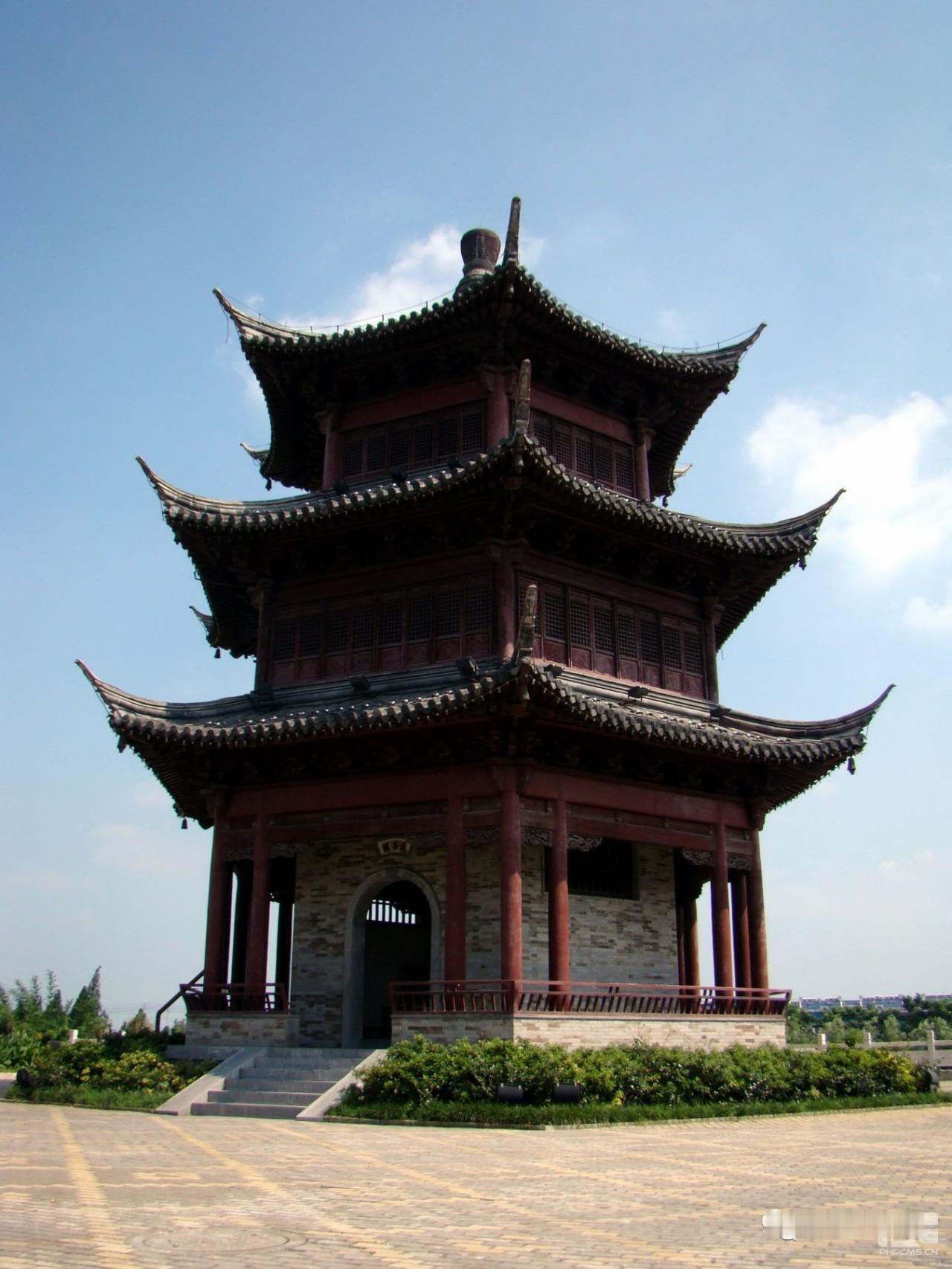 这场火情发生在2025年11月12日11时24分起火的是苏州张家港市凤凰镇永庆