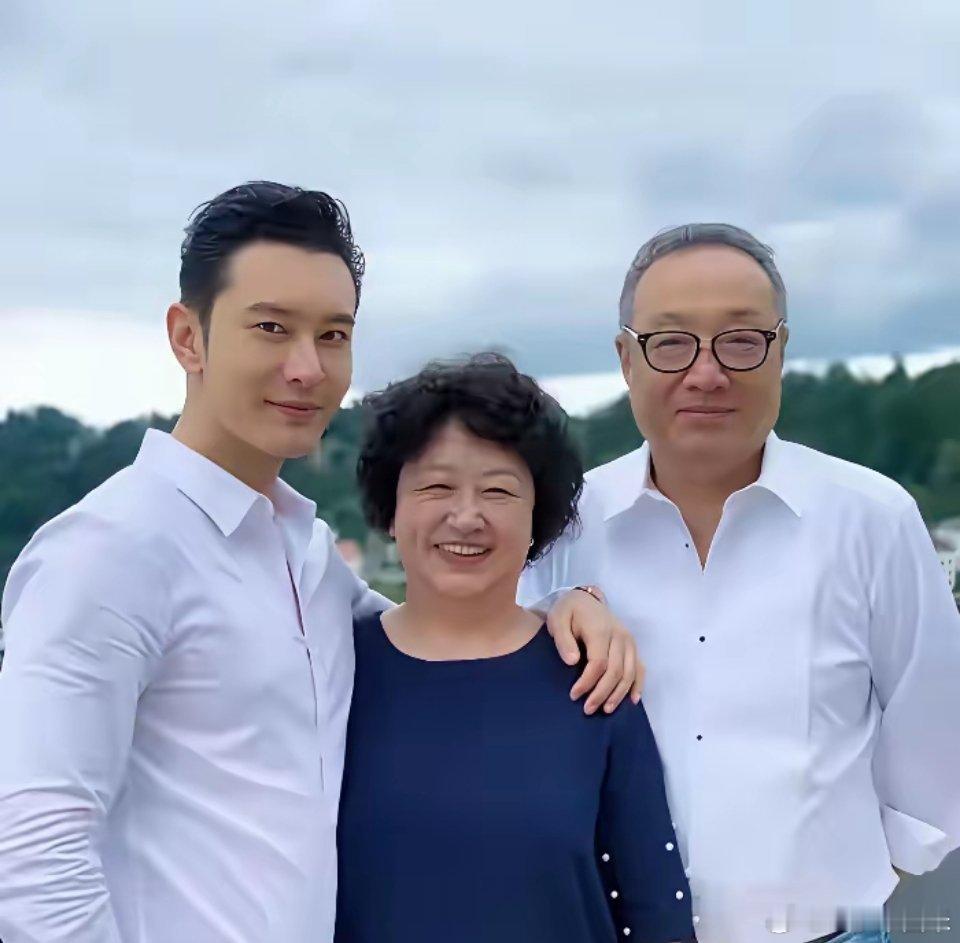 黄晓明，说话越来越有水准了！！4月21日，一向以“霸总语录”出圈的黄晓明冲上热搜