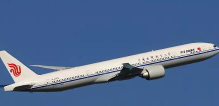 有人提出建议：中国可以参考俄罗斯的做法，不允许日本民航飞机过境中国领空。如此一来