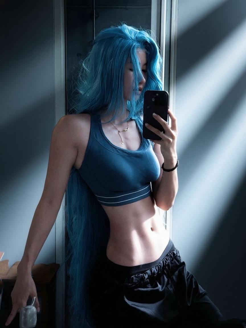 这又是谁的女儿 谁的妈妈。