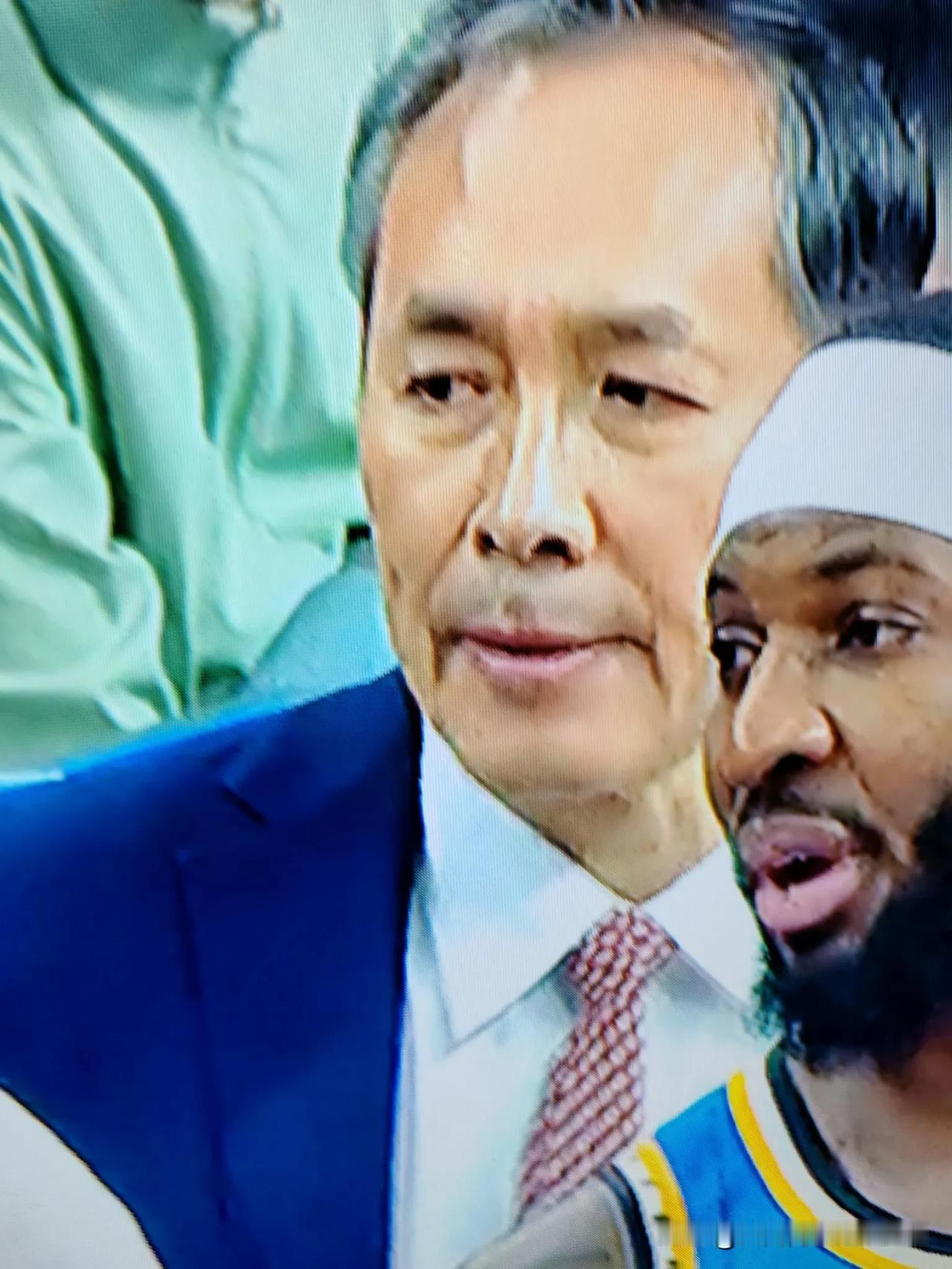 今晚（12月20日周六）7点35分，CBA常规赛将有六场大战，央视会直播北京北汽