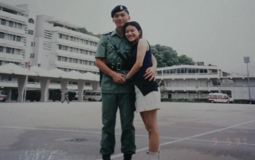 香港警员遭割颈成植物人21年后离世，罪犯服刑5年多出狱2005年，香港警员朱振国