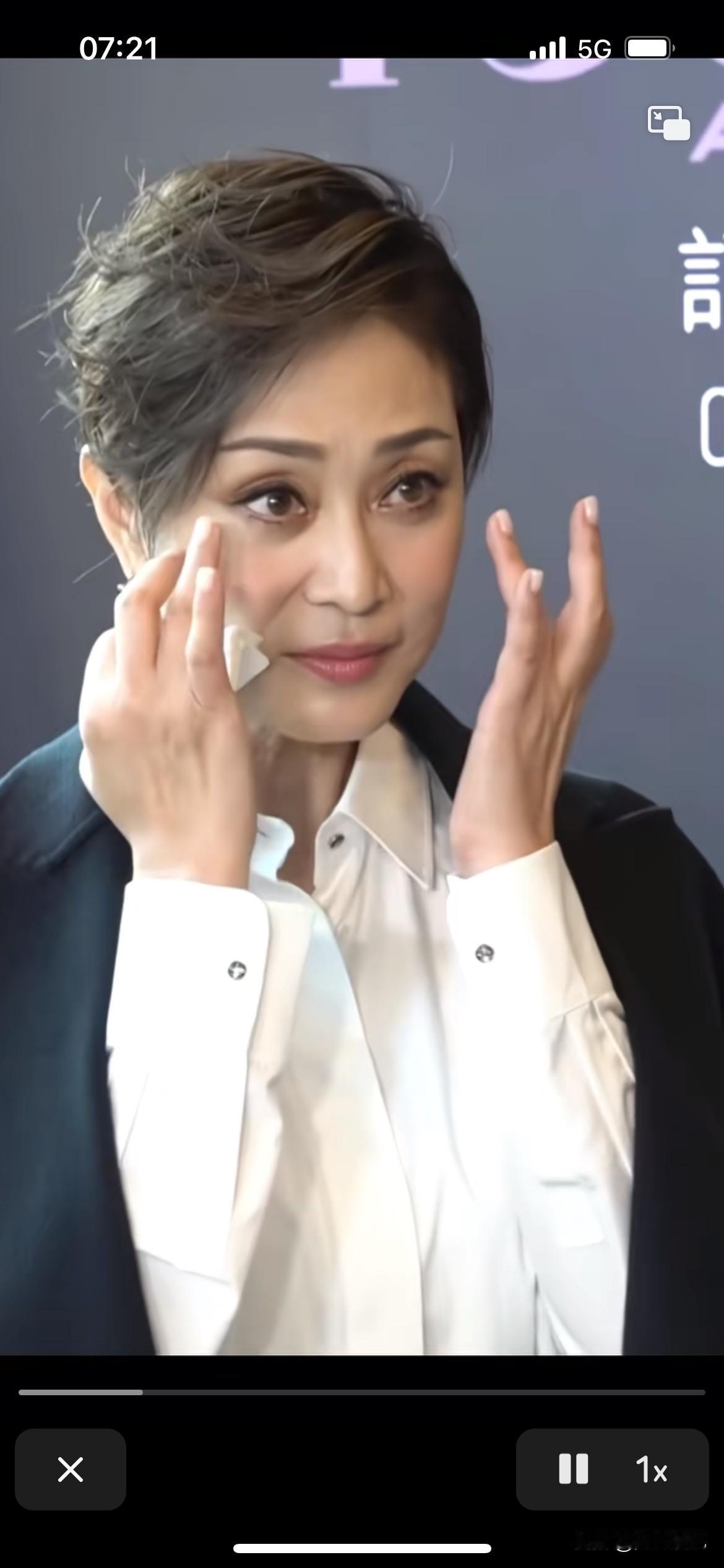 天啊，这是陈法蓉吗？怎么会变得那么老，才多少岁的人，而且还化妆出来，真的不敢相信