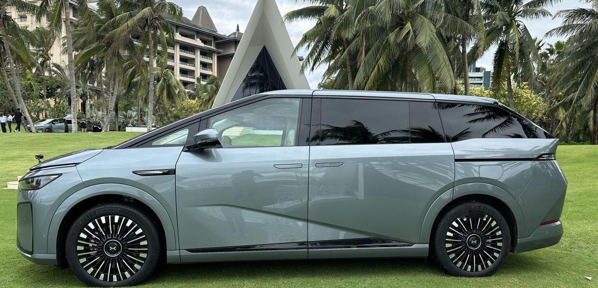 孙少军有点激动的说，大电池增程好像比我们想象的来的快！而且电池的续航里程从原来的