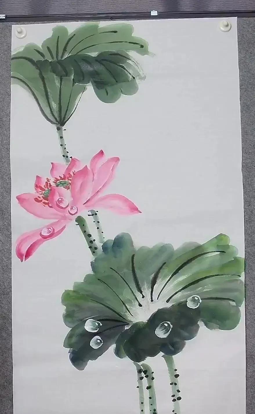 人生最大的智慧，就藏在一个“静”字上了。静能生慧。心静能愈三千疾，清净为天下