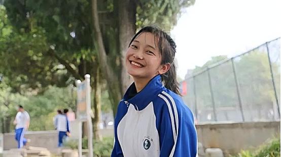 2019年，湖南高三女孩被确诊为淋巴癌晚期，弥留之际捐献遗体，在高考之日母亲发文