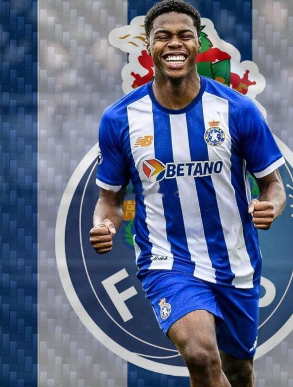 据外媒Diez报道，波尔图正与利物浦进行谈判，希望能够租借U21小将诺拉莱斯至赛