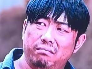 追剧《依依向北风》肖树德看见俞乐山的五金厂办得红红火火的，心里恼羞成怒，又使出