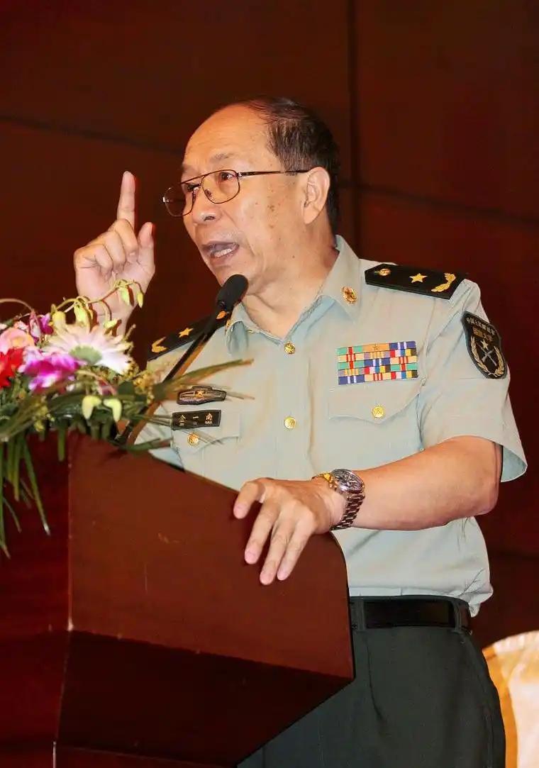 赤裸裸的恶意挑衅！美国记者曾当众刁难发问，炸毁耗资2000亿的三峡大坝，中国会如