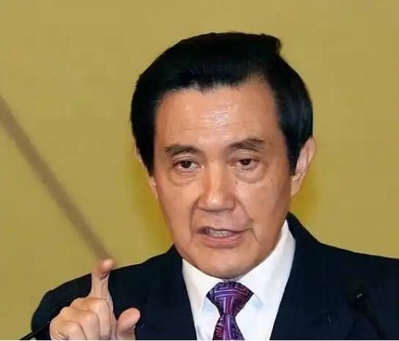 中国大陆要清醒了。台湾只要有马英九,朱立伦,洪秀珠,想实现和平统一,门都没有。这