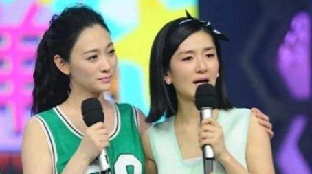 2011年，谢娜结婚时，李小冉退掉所有工作，千里迢迢去参加婚礼，三年后，李小冉结