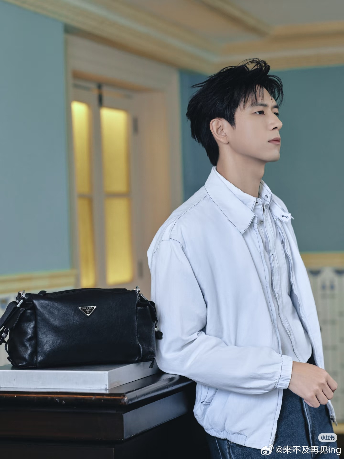 prada代言人李现lx李现卡地亚品牌大使遥望天边的霓虹沉浸在美好的传说走向