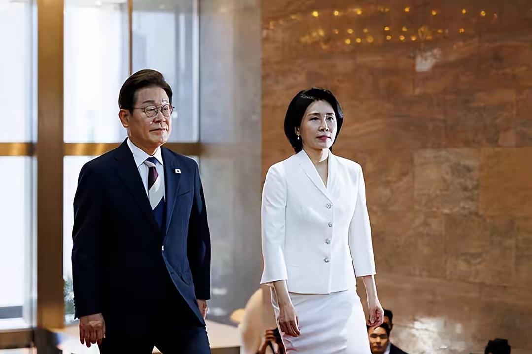 58岁的韩国新晋第一夫人金惠景。​​​