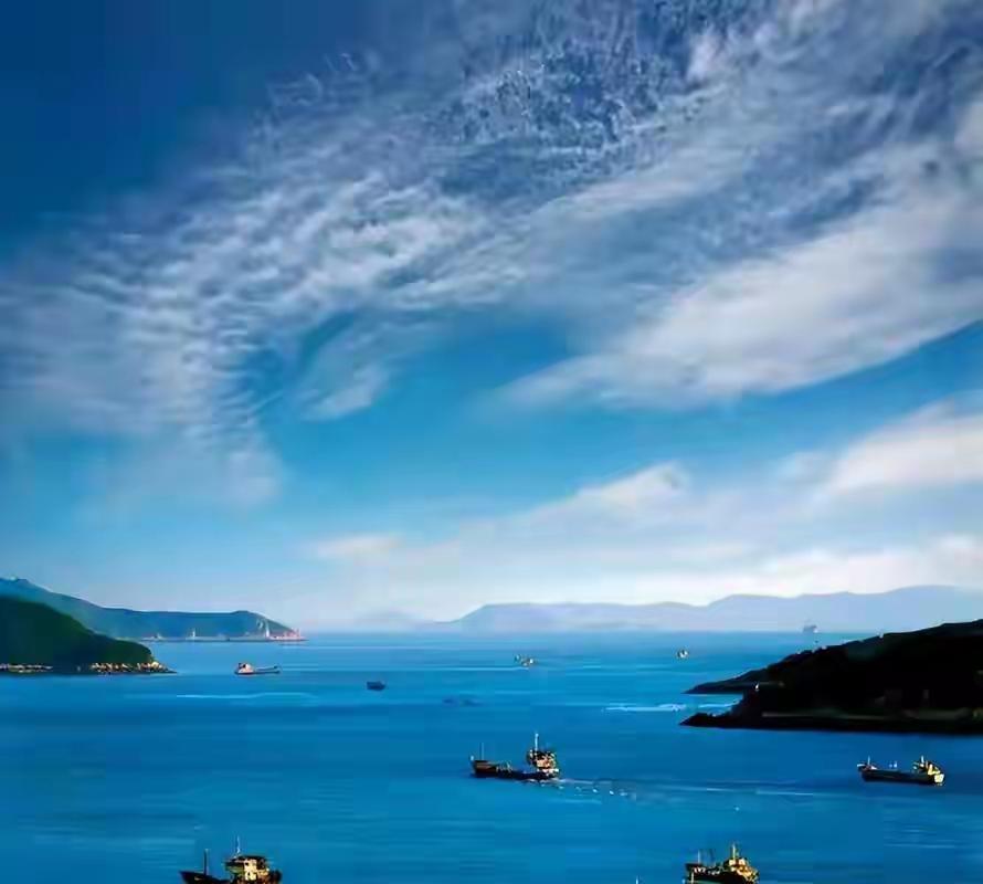 美国越逼，中国越醒：原来“超级大国”竟是纸老虎！谁能想到，美国挥舞了七年的