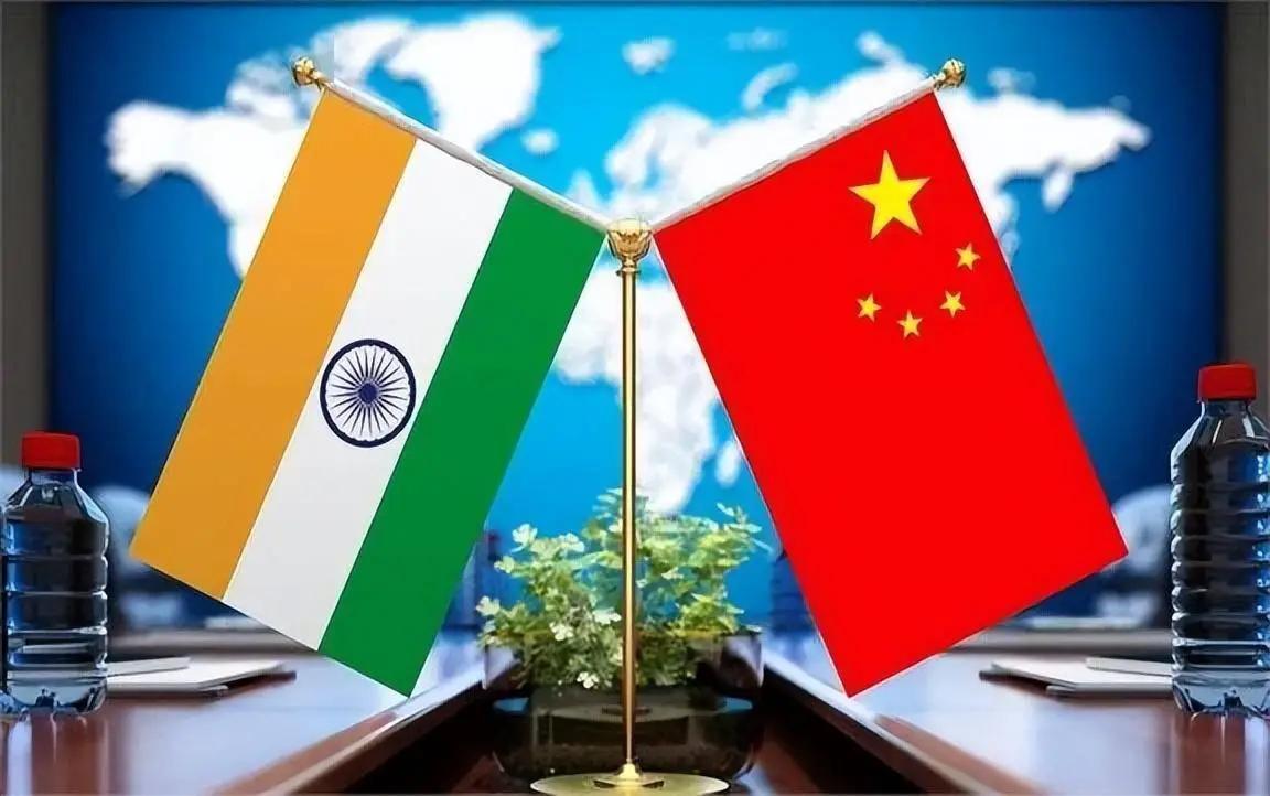 中国为啥不动印度？说白了，中国是真不敢轻易开打，倒不是怕了印度，而是一旦把印度揍