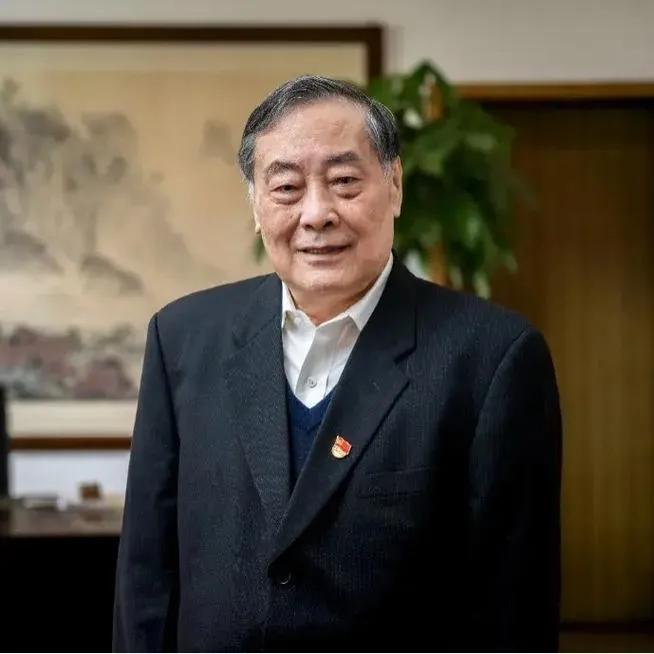 有人讲过“妈妈有钱，你会得到很多的爱，爸爸有钱，你会得到很多的兄弟姐妹”，最近，