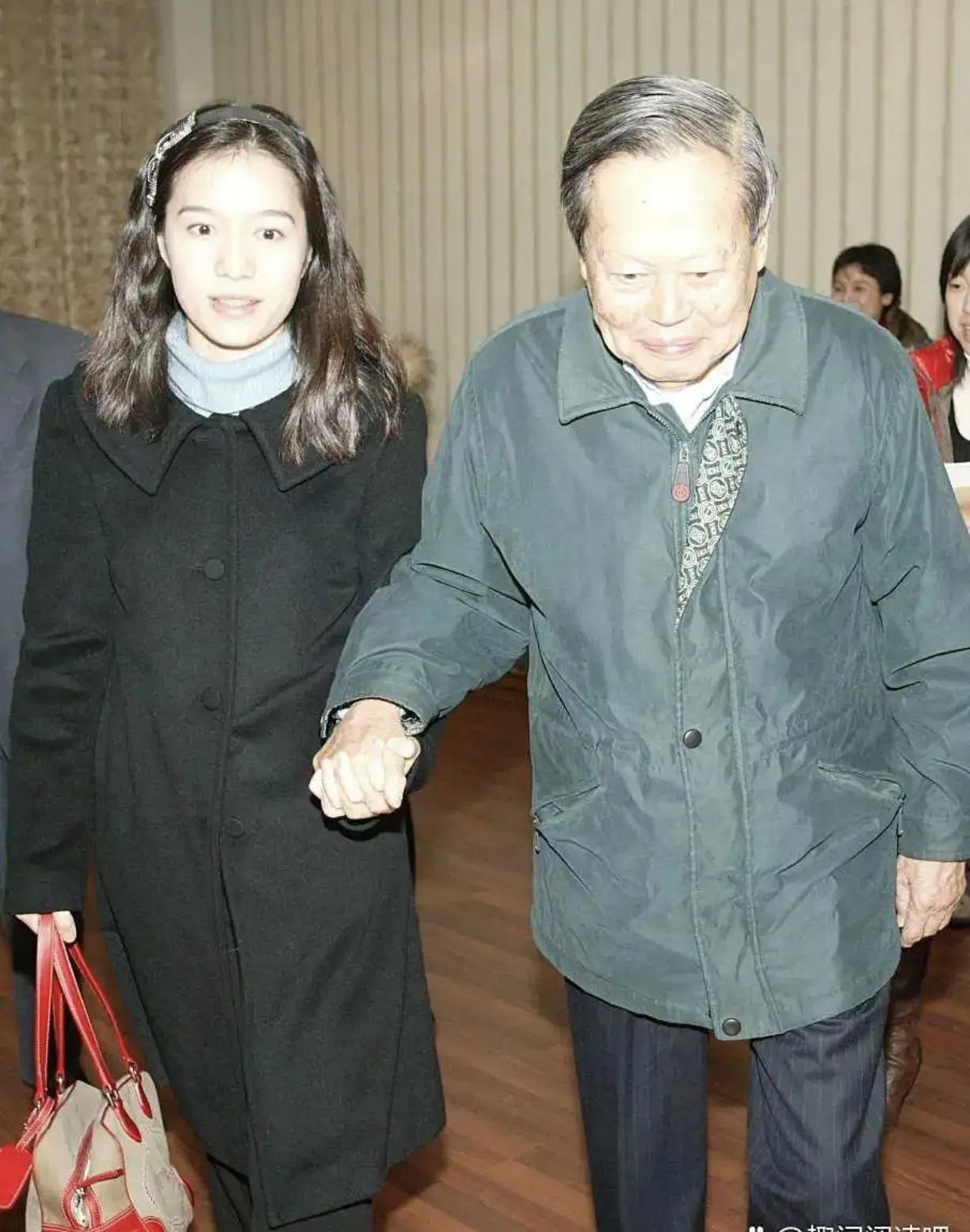 你知道吗？活过百岁的科学家真不少，103岁的杨振宁就是最好的例子！前不久，他刚在