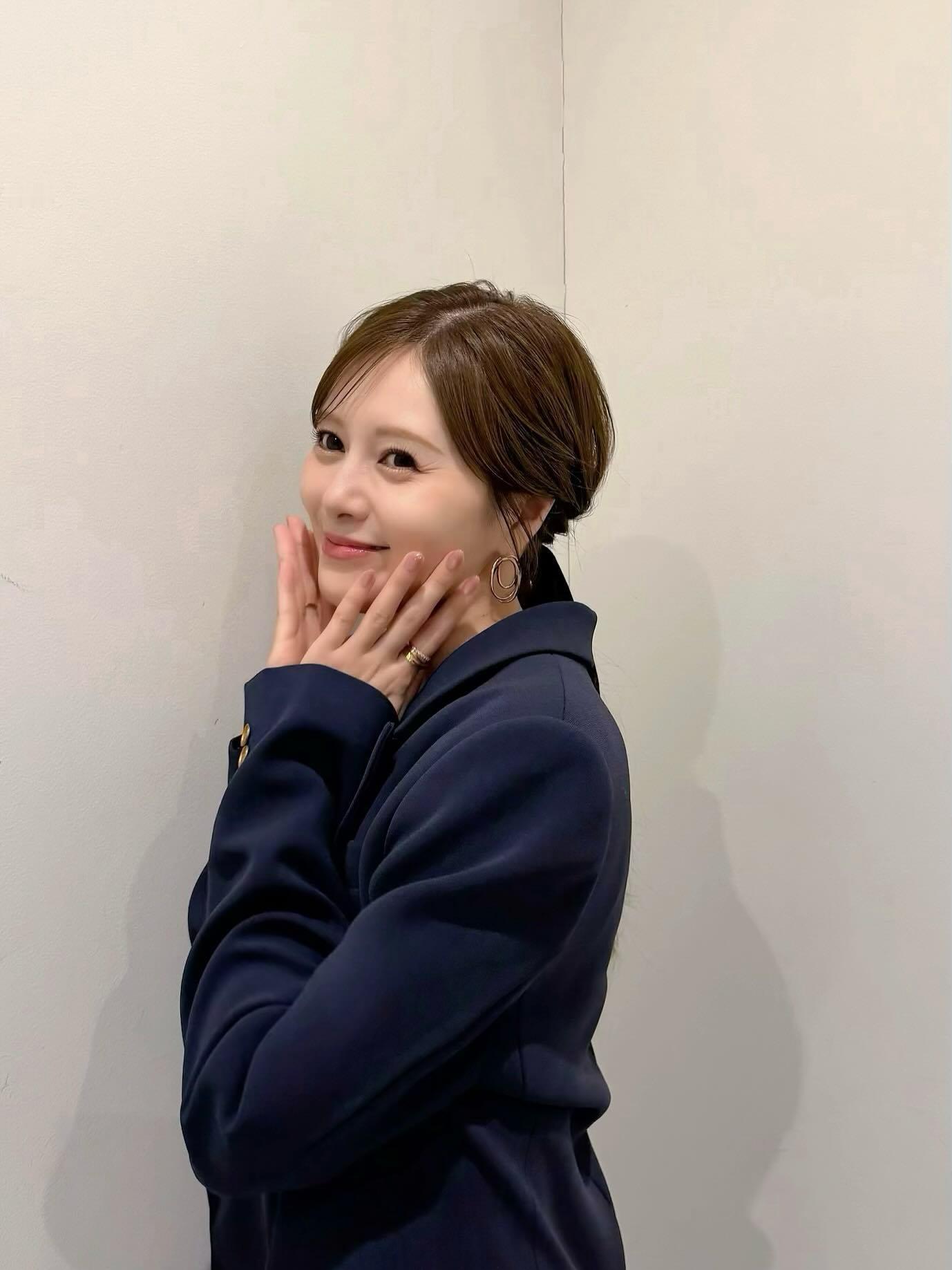 白石麻衣「今夜19時から『1億2000万人のありがとう歌の感謝祭』に出演いたし