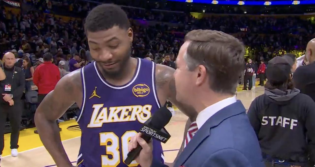 有韧性！斯玛特谈湖人险胜：“我们保持了很好的韧性，在落后的时候没有放弃，奋起