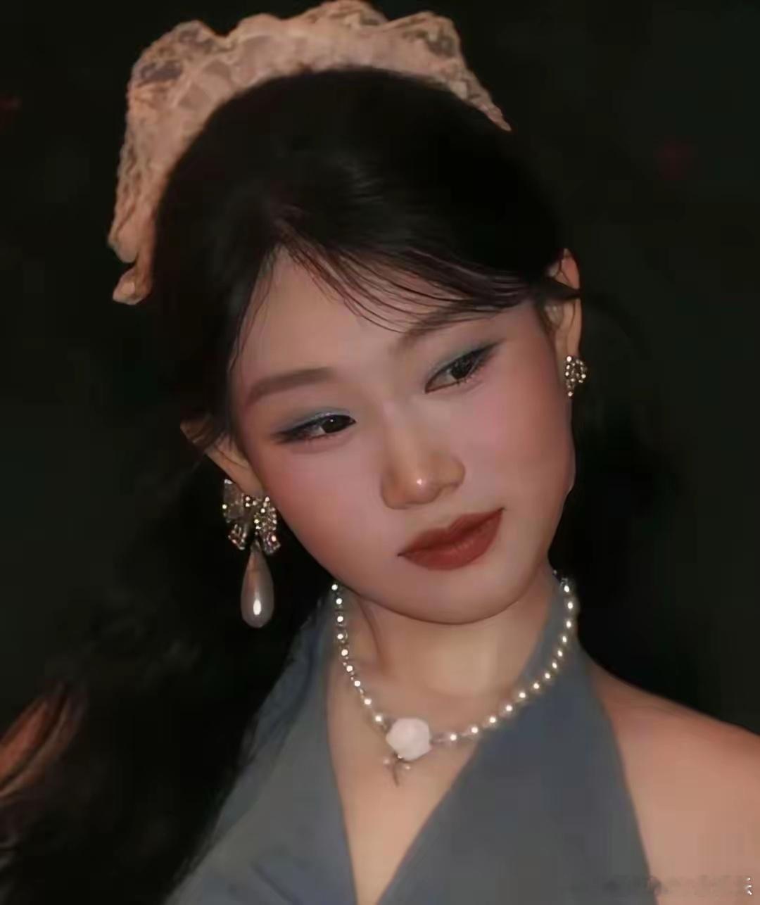小沈阳一心想把女儿沈佳润送进演艺圈，多年来四处托圈内老友牵线搭桥，到处争取出镜机