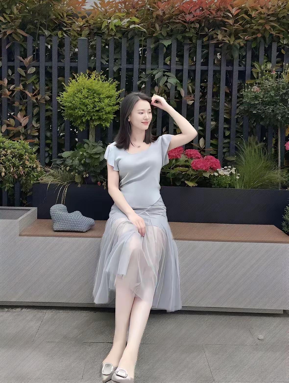 一日不见，如隔三秋。什么体型的女人回头率超高清新脱俗的女孩子是什么样子的呀