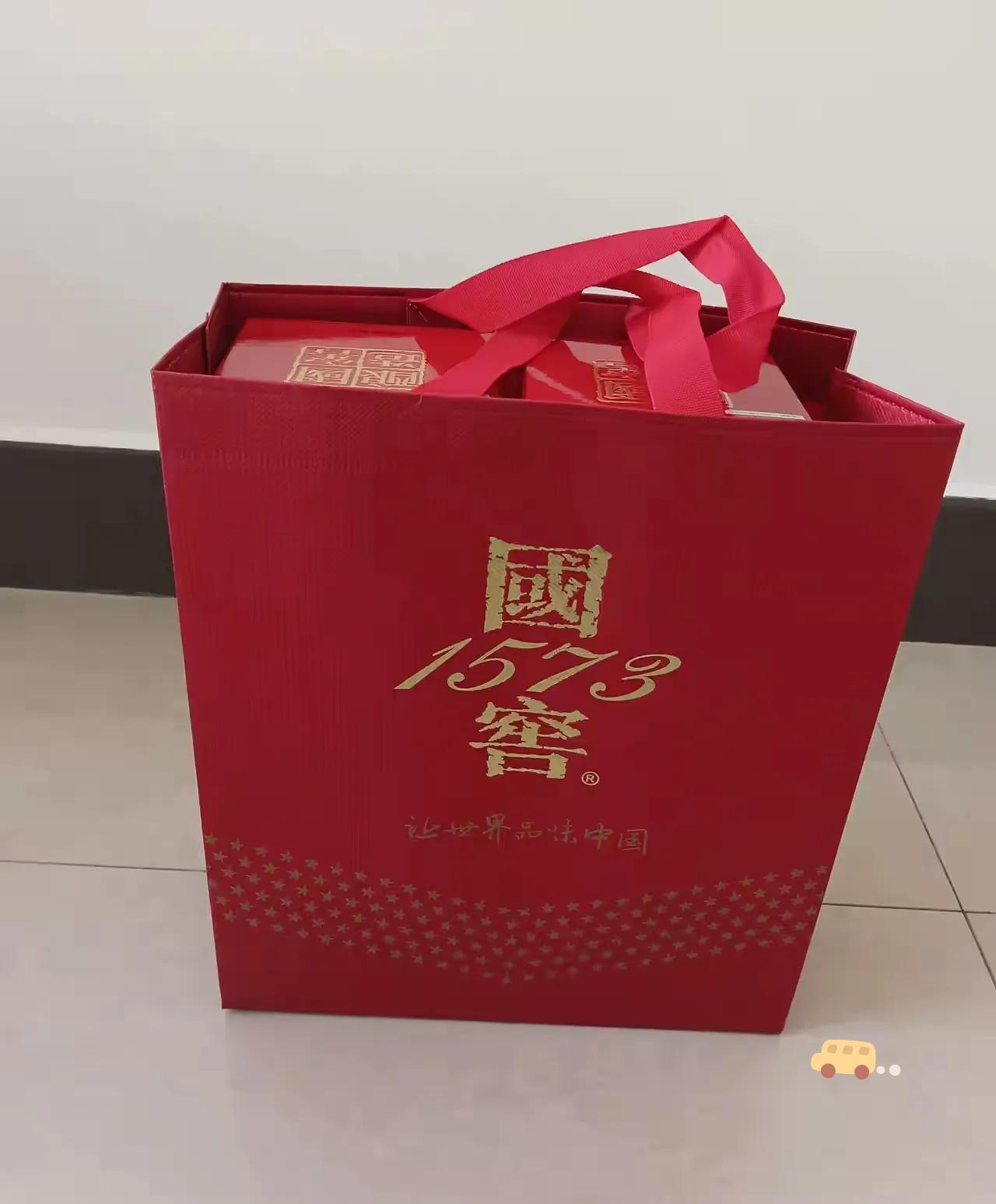 发现没，只有穷人，农村人走亲戚才拿。牛奶，鸡蛋，因为价格便宜啊，那也是他们最后