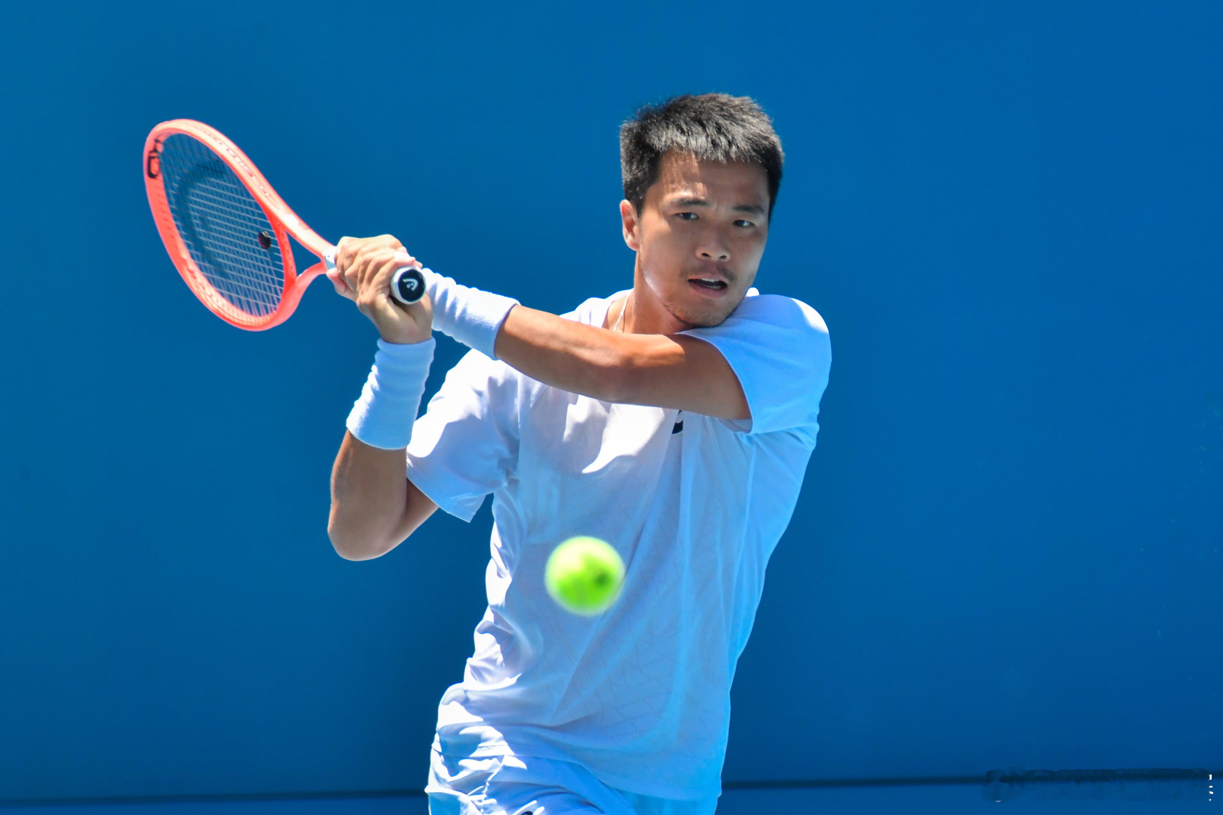 孙发京逆转晋级四强！ATP挑战赛九江站1/4决赛，孙发京以3-66-36-