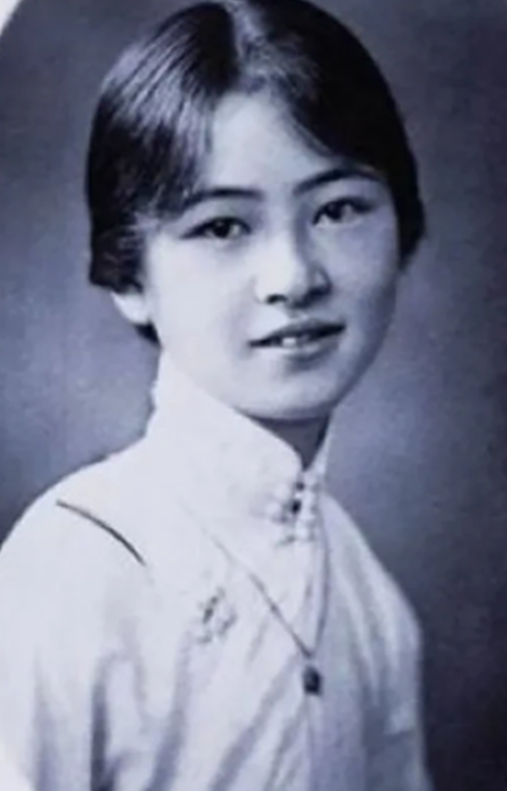 1953年，因为在对待古建筑上意见不同，吴晗说了一句“林家出身低微”。这惹恼了林