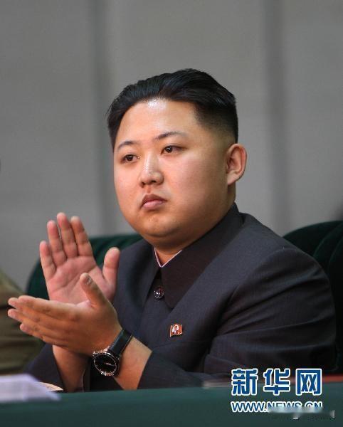 其实挺佩服朝鲜这个年轻的金将军…金正恩，1984年1月8日出生，今年42岁
