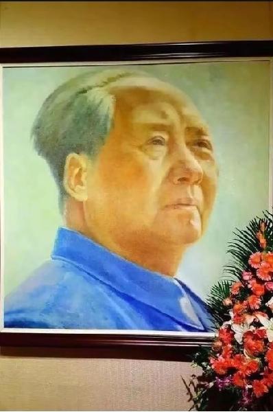 今天9月9发现几个好现象，真的很值得高兴。第一个就是今年纪念毛主席的个人和团