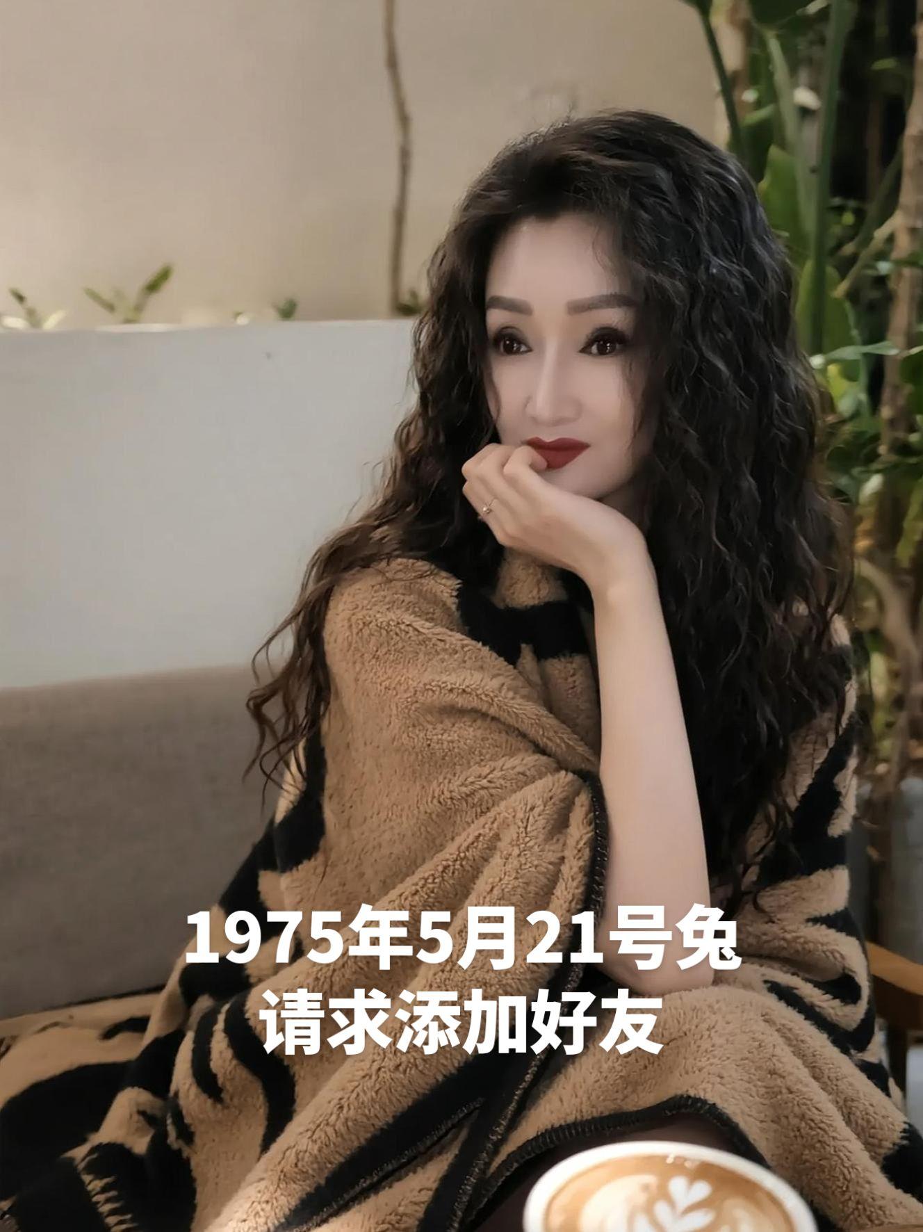 那些说好的永远，多半只是当下的真诚，而非一生的保证。人生的路很长，聚散...