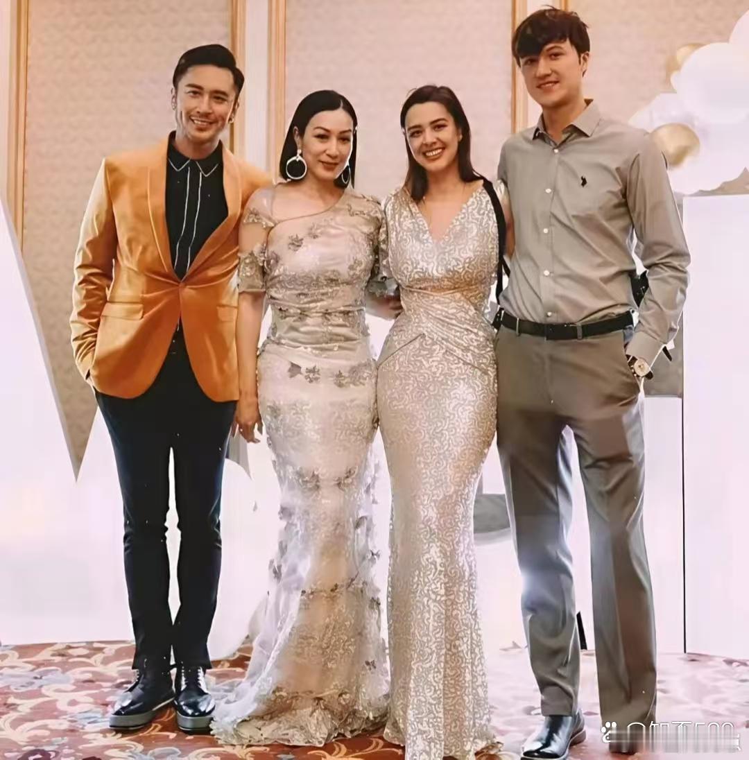 钟丽缇同女儿女婿同框，一家颜值全都在线，个个亮眼吸睛