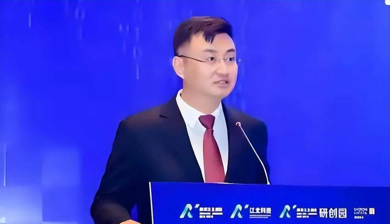 年薪600万的华为高管非法转移技术国外，被判6年，罚金300万，技术圈震荡！