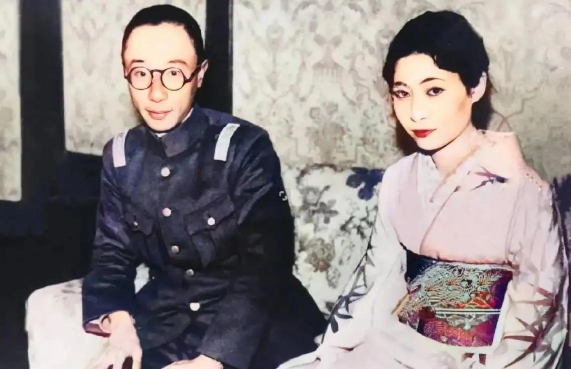 1937年初，肩扛大将军衔的本庄繁和关东军司令南次郎，连夜闯入侯爵嵯峨实胜的家，
