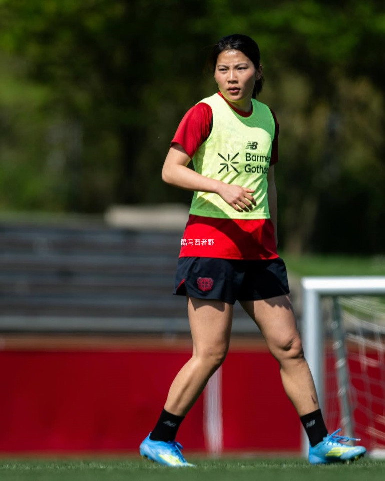 既然有球友让说说勒沃库森女足热身赛出场的沈梦露，那我就实话实说。这周五勒沃库森女