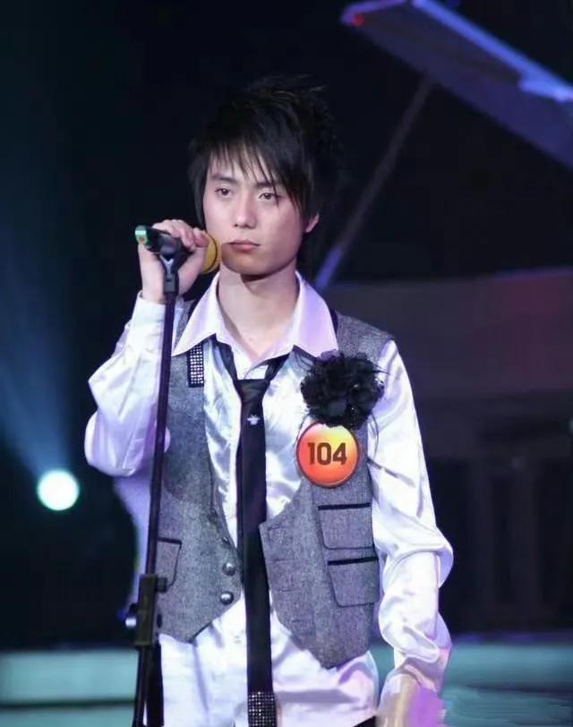 陆虎：从“比赛钉子户”到“人间清醒”，他的退场藏着最深的温柔2025年8月，