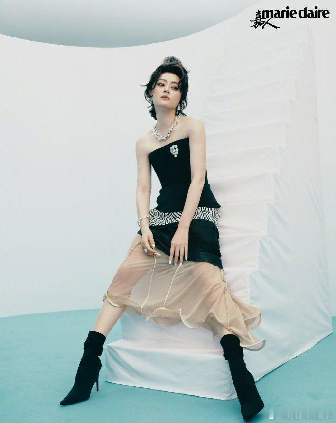 孙俪野生感慵懒画报孙俪这组野生感慵懒画报好有味道！少年般的纯粹里裹着慵懒，复古