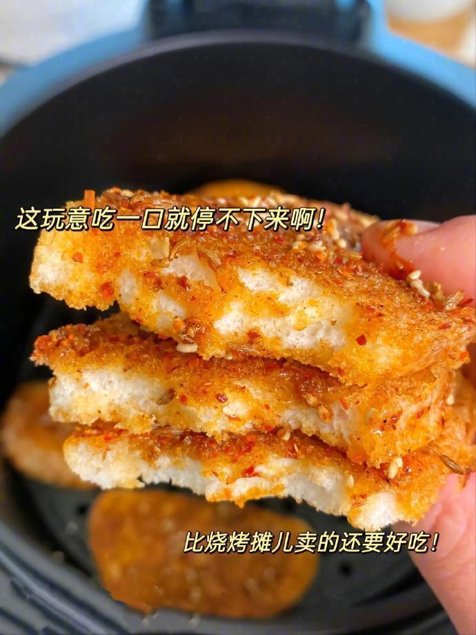 闺蜜尝了一口这个烤馒头片，让我原地开店！