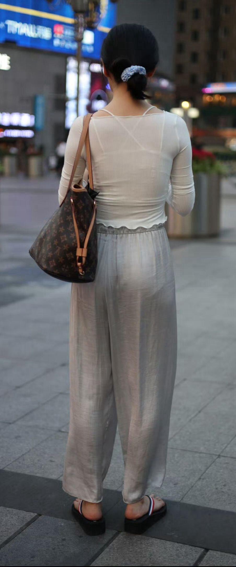 这背影看着像多少岁